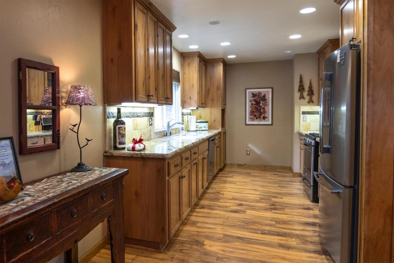 Starlight Lodge Home - 4BR/4BA Yosemite West Eksteriør billede